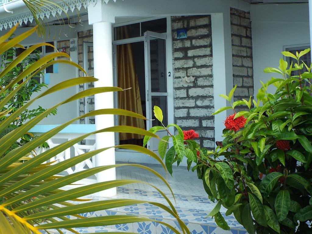 Le Paradiso Apartments Bambou Екстериор снимка